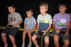 OUT OF COOUT OF CONTROL GAMING | MOBILE VIDEO GAME THEATERNTROL GAMING | MOBILE VIDEO GAME THEATER