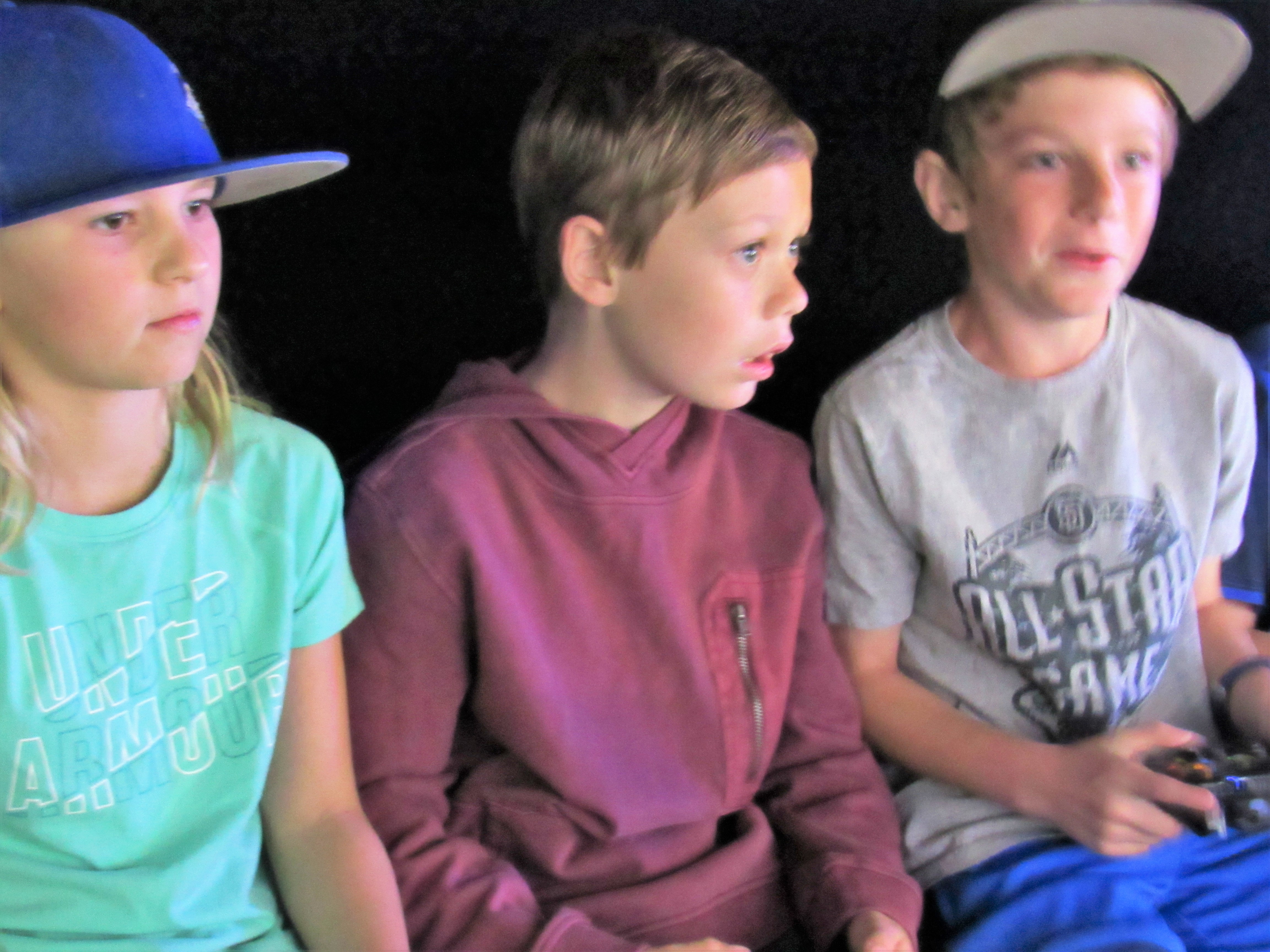 OUT OF CONTROL GAMING | MOBILE VIDEO GAME THEATER