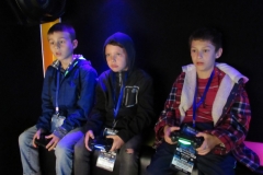 OUT OF CONTROL GAMING | MOBILE VIDEO GAME THEATER